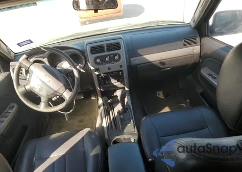 2002 Nissan Frontier Crew Cab Sc z USA, uszkodzony, nr VIN 1N6MD29Y62C321761